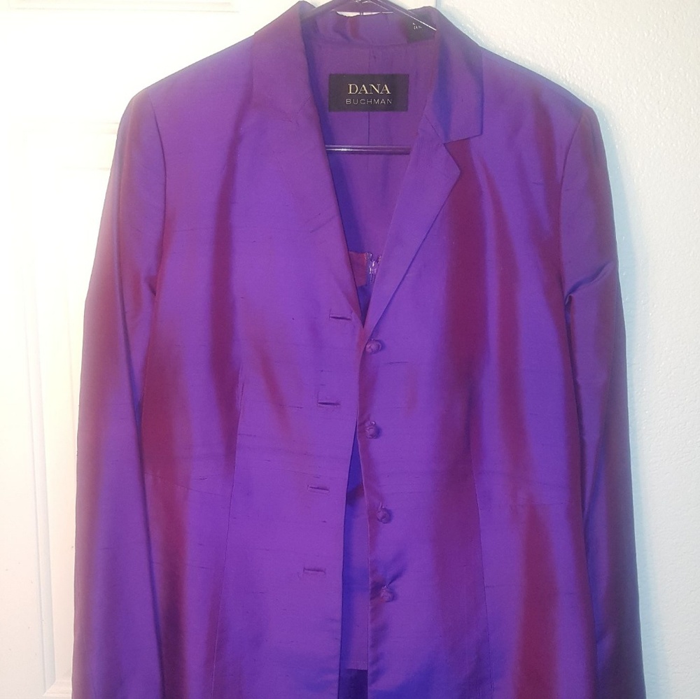 Dana Buchman Blazer and top